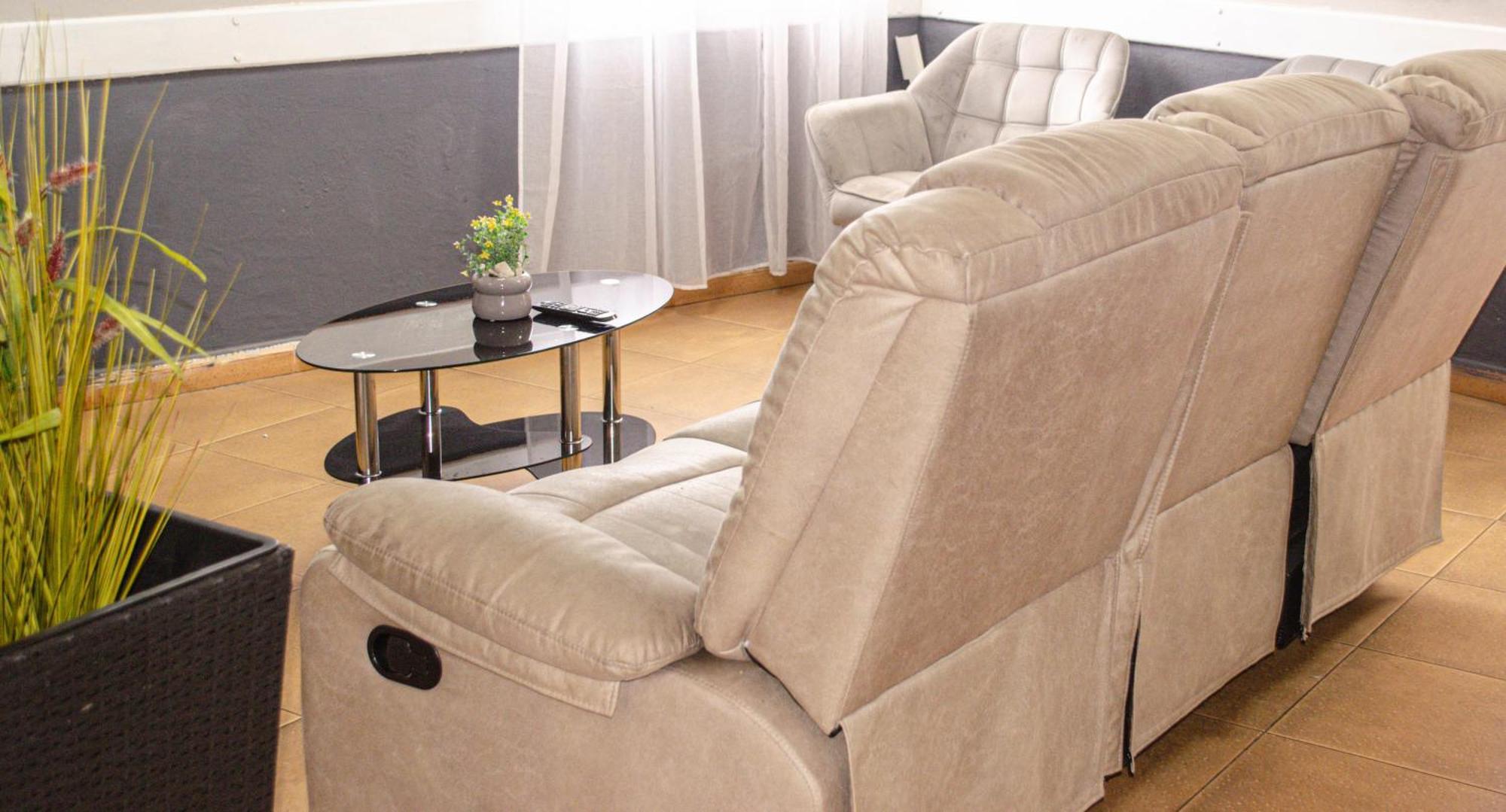 Hostal Gran Via Levante ตอร์เรเวียคา ภายนอก รูปภาพ